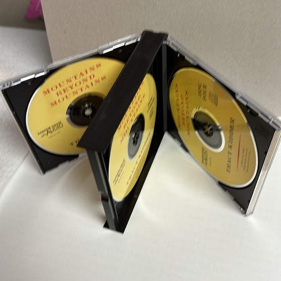 Audiobook Mountains Beyond Mountains by Tracy Kidder winner of Pulitzer Prize - Picture 5 of 8